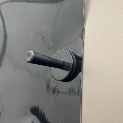 Magnetas plevelei tvirtas