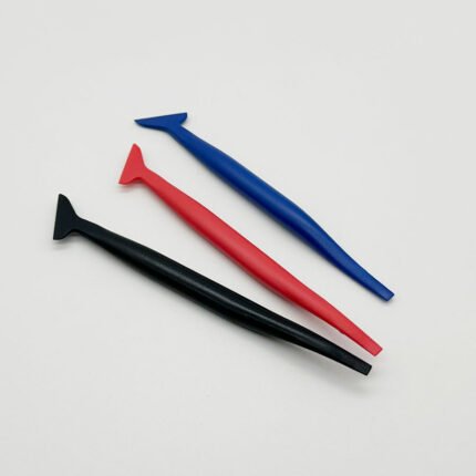 3 daliu irankiu rinkinys