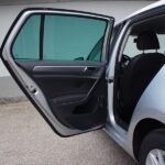 Pakankamai šviesaus, žalsvo atspalvio automobilių langų tamsinimo plėvelė - Image 3