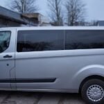 Pakankamai tamsi, juodo atspalvio plėvelė skirta automobilių langų tamsinimui - Image 2