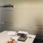 Bespalvė skaidri matinė plėvelė langams - Image 3