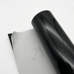 970RA-70G juoda blizgi vinilinė Oracal 970 plėvelė