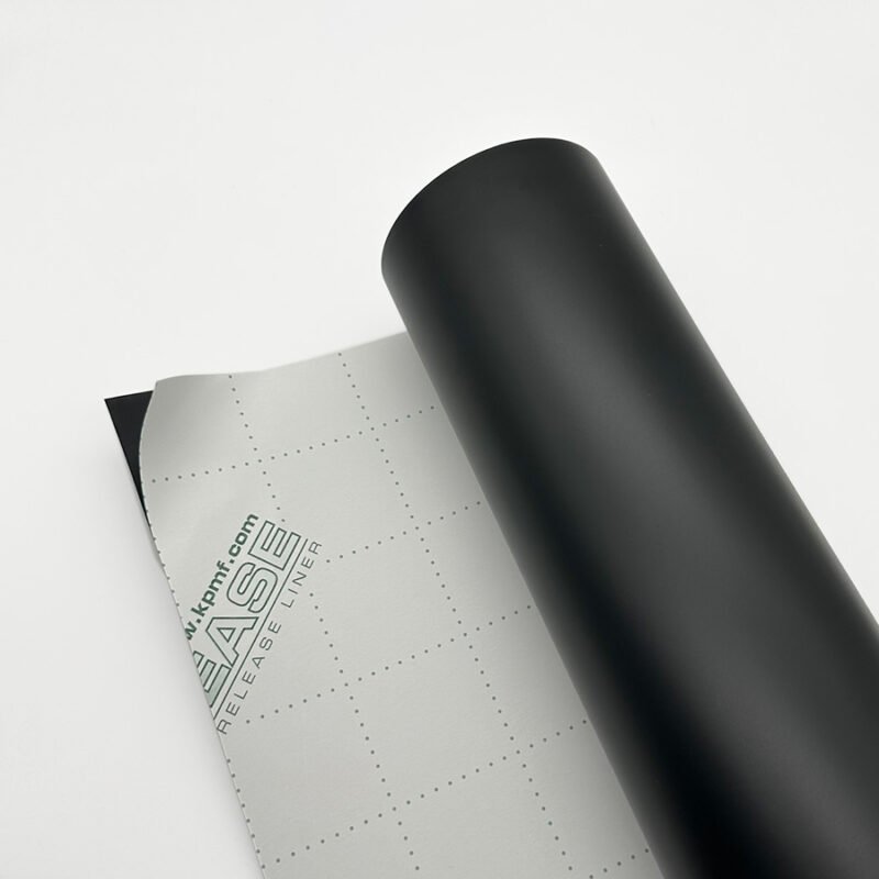 K89021 KPMF Black Matt- juoda matinė vinilinė kėbulo apklijavimo plėvelė