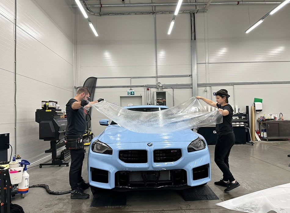 BMW M2 apklijavimas apsaugine plėvele