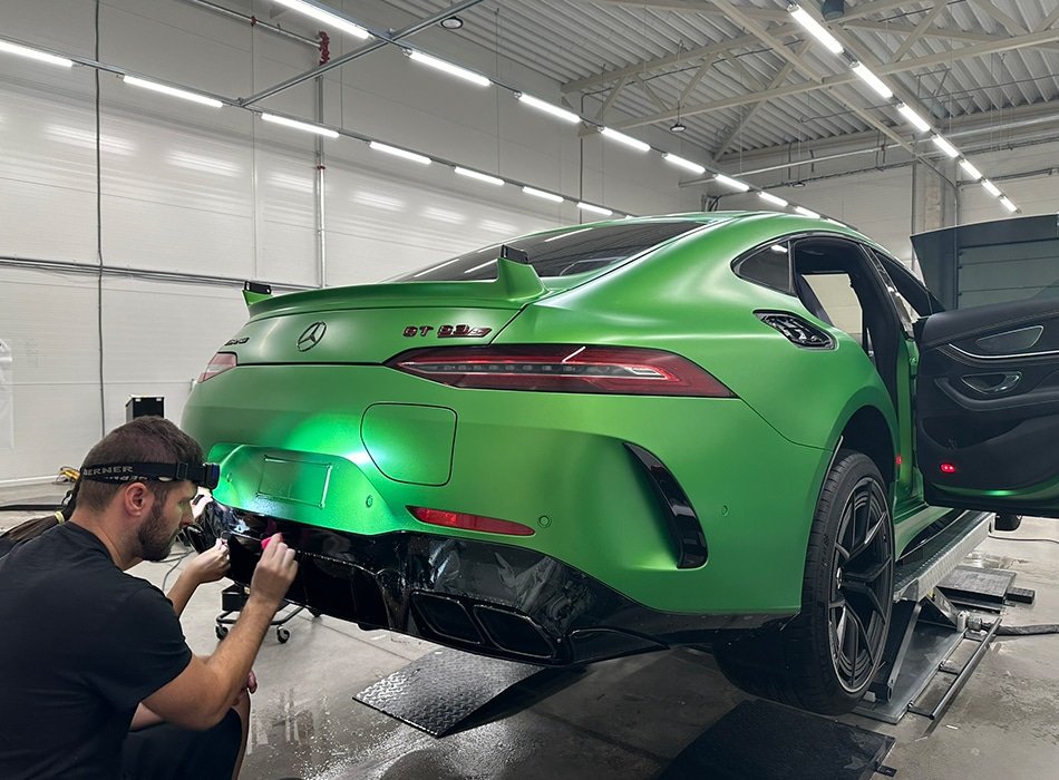 MB GT 63S apklijavimas apsaugine matine plėvele