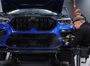 BMW X6M competition priekinio bamperio apklijavimas apsaugine plėvele